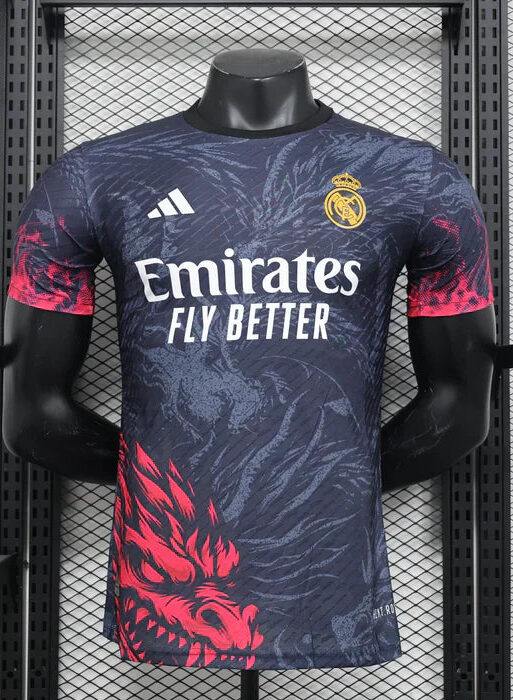 Real Madrid "Dragón Escarlata" Limited Jersey