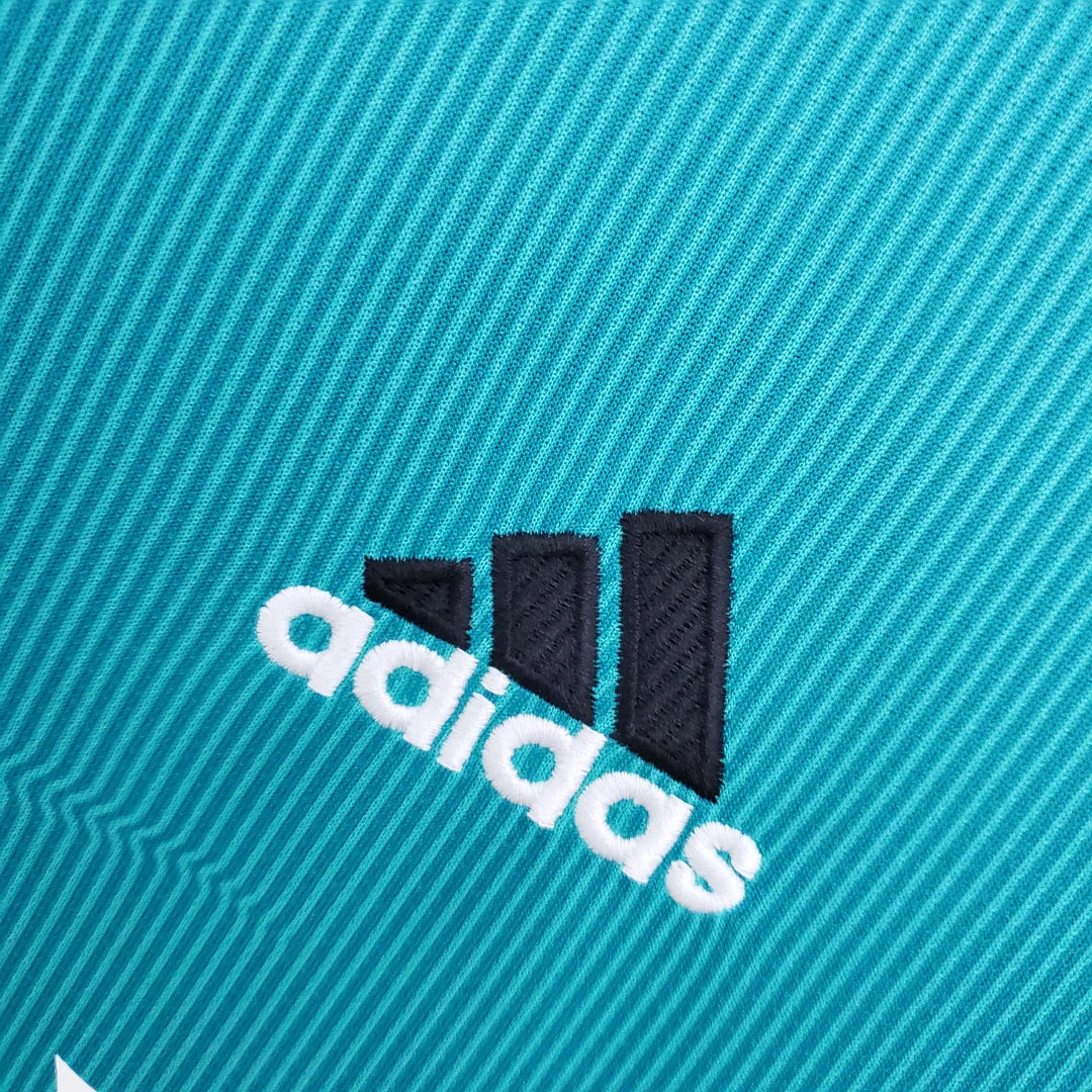 2021/2022 Retro Real Madrid Third Away Jersey - Image 2