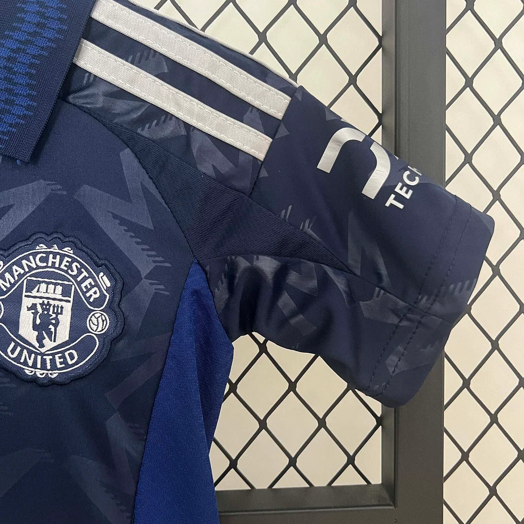 2024/2025 Manchester United Away Jersey - Image 6