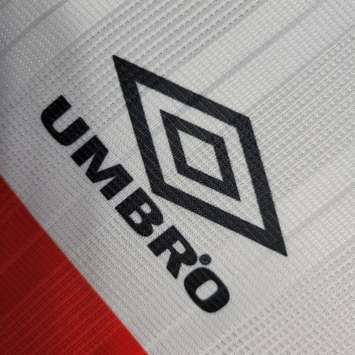 Flamengo Retro 1995-1996 Away Kit - Image 3