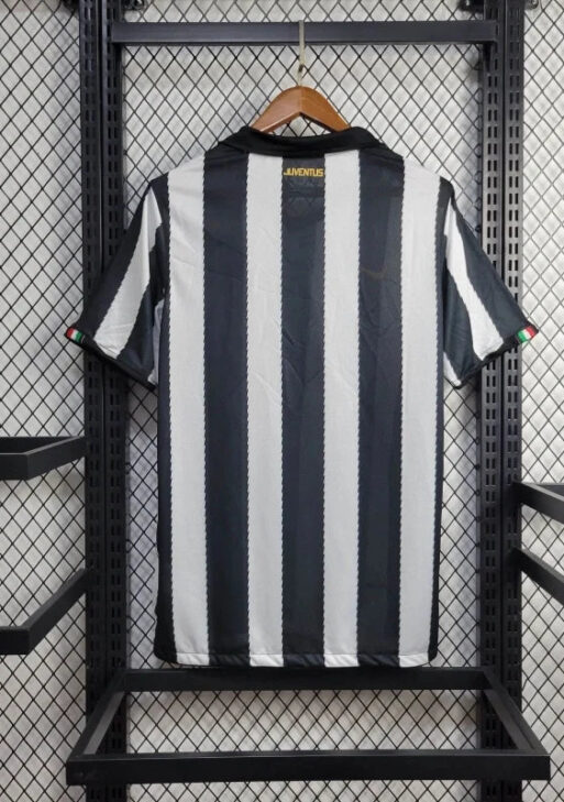 2010-2011 Retro Juventus Home Jersey