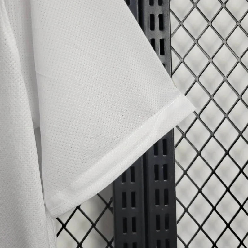 2010-2011 Retro Juventus Away Jersey - Image 6