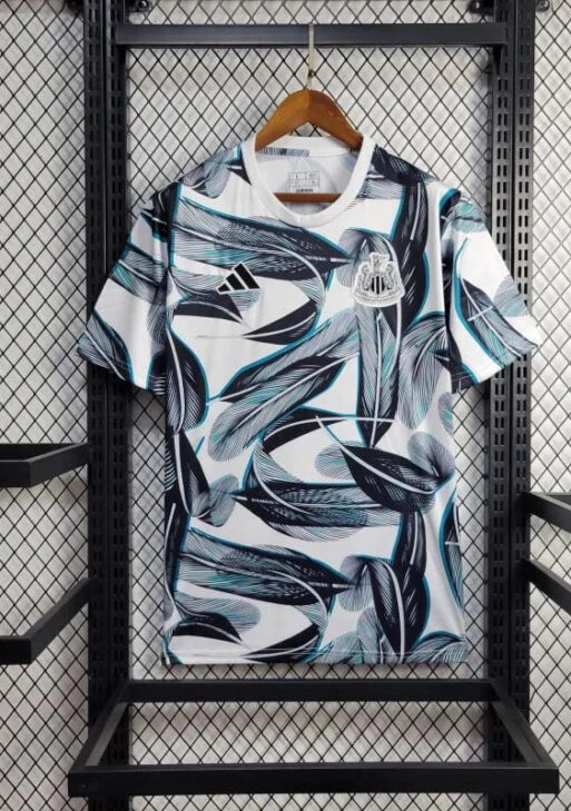 2024-2025 Newcastle United Pre match training Wear