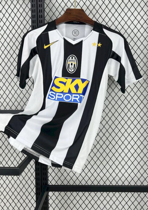 2004-2005 Retro Juventus Home Jersey