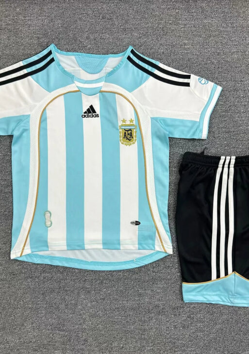 2006 Retro Argentina Home Kit Kids Size
