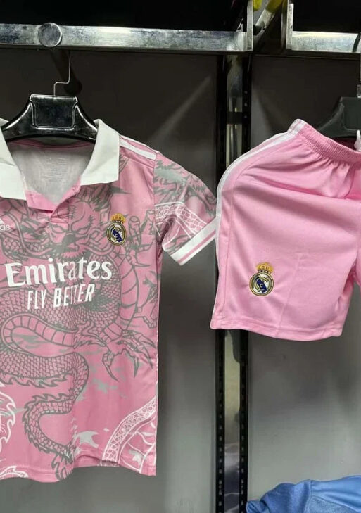 Real Madrid "Dragón Rosa" Limited Jersey Kids Size