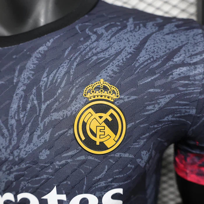 Real Madrid "Dragón Escarlata" Limited Jersey - Image 3
