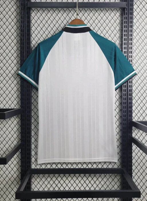 Liverpool Retro 1993-1994 Away Kit
