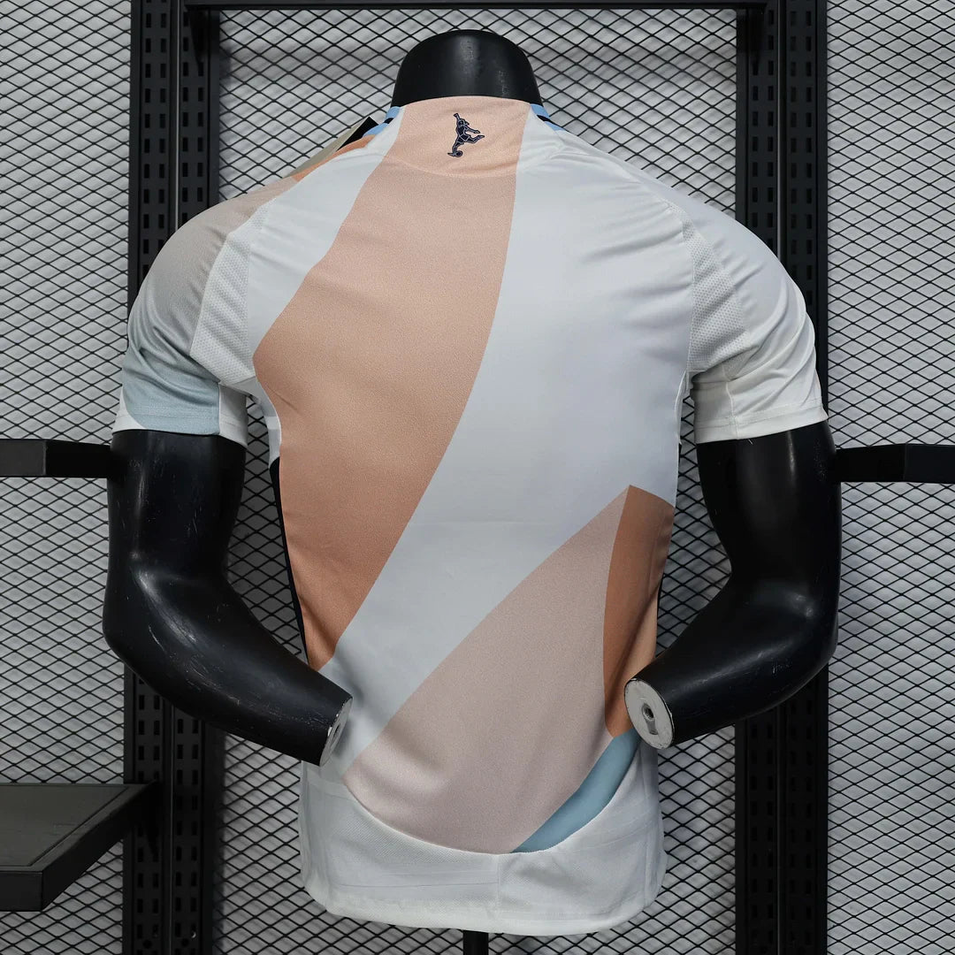 2025 Spain Away Kit - Image 1