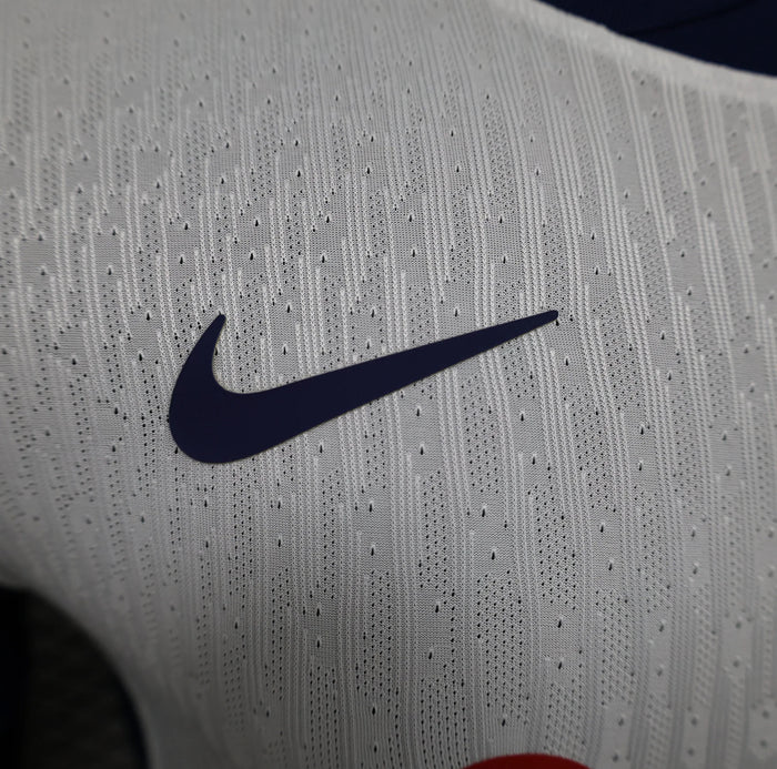 Tottenham 2024/2025 Home Kit - Image 3