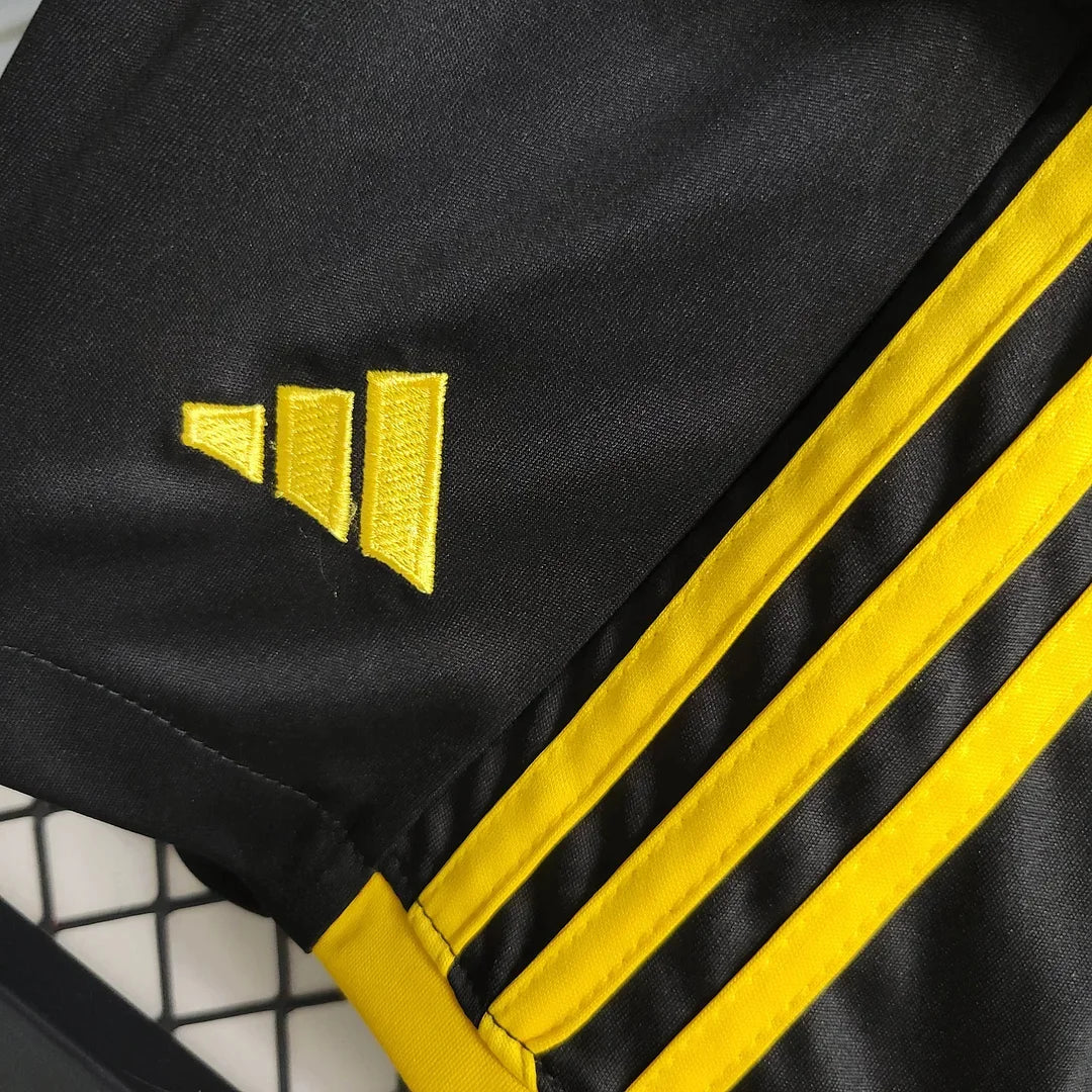 2023/2024 Juventus Home Kids Size - Image 9