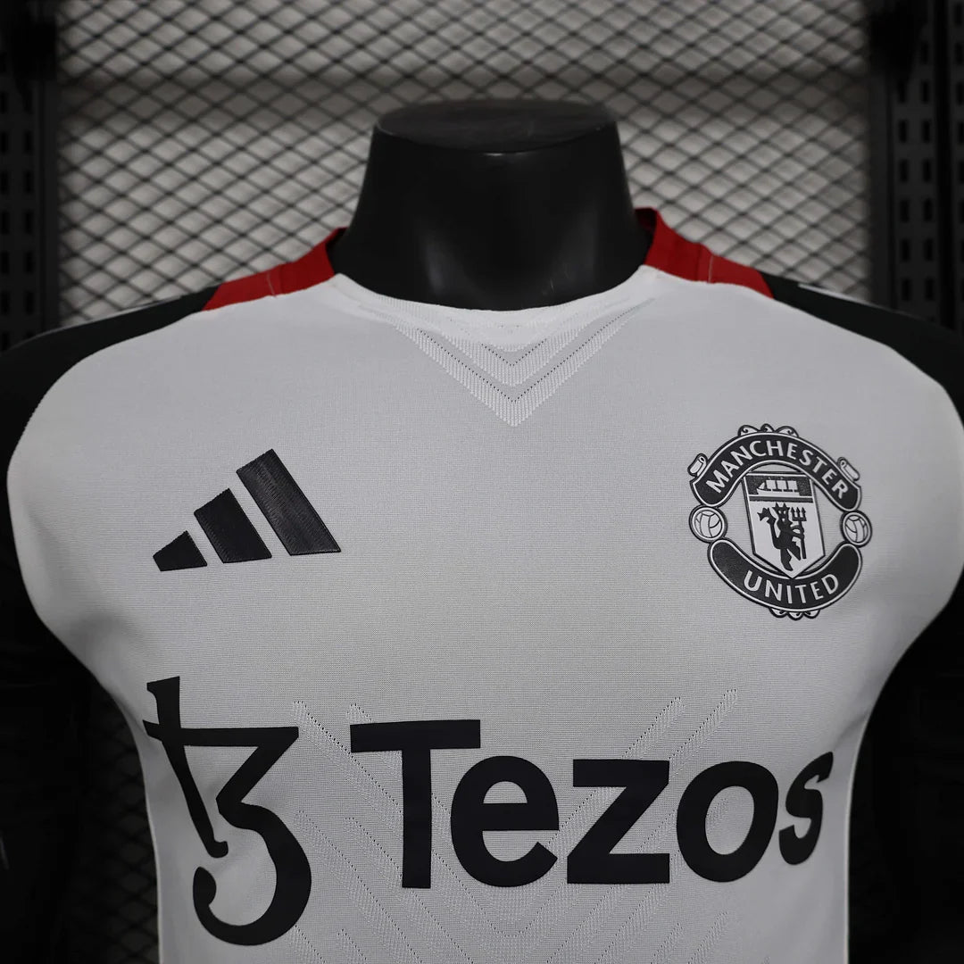 2024/2025 Manchester United Pre-match kit - Image 2