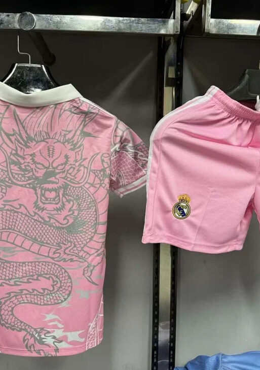Real Madrid "Dragón Rosa" Limited Jersey Kids Size