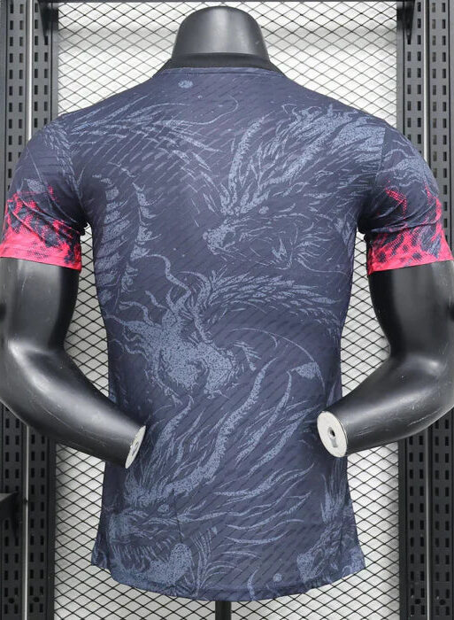 Real Madrid "Dragón Escarlata" Limited Jersey