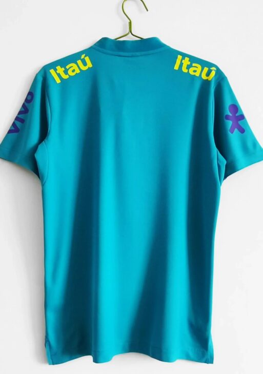 Brazil Retro 2022 Training Kit