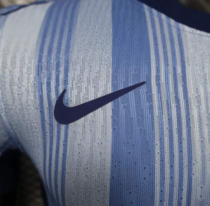 Tottenham 2024/2025 Away Kit - Image 3