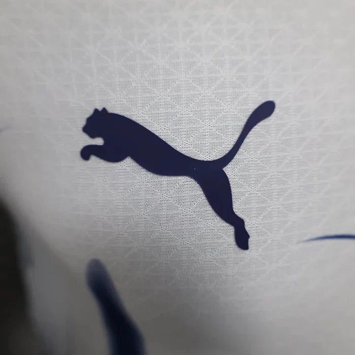 Manchester City 2024/2025 Away Kit - Image 2