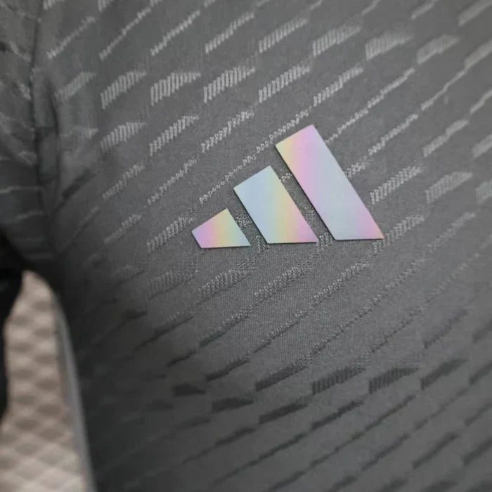 Flamengo 2023/2024 Away Kit - Image 3
