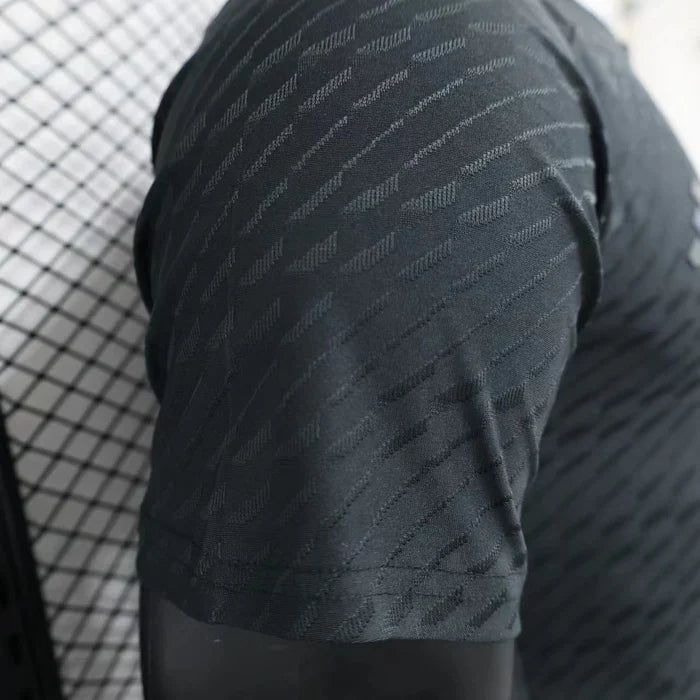 Flamengo 2023/2024 Away Kit - Image 5