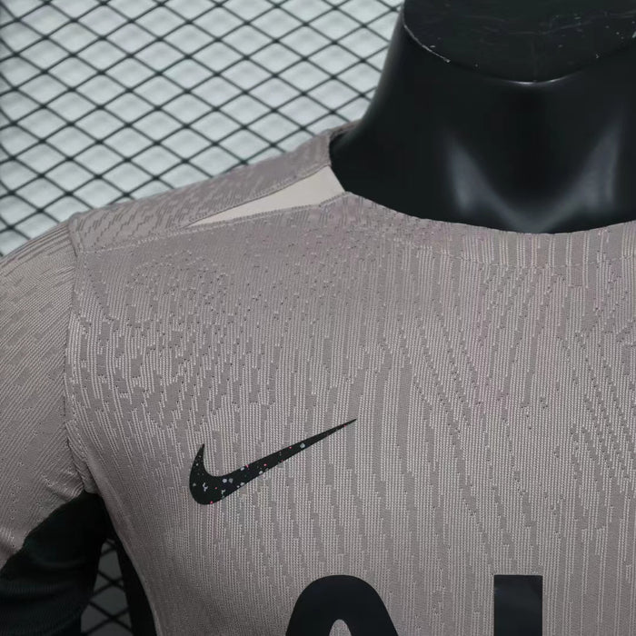 Tottenham 2023/2024 Away Kit - Image 3