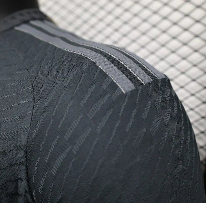 Juventus 2023/2024 Thrid Kit - Image 6