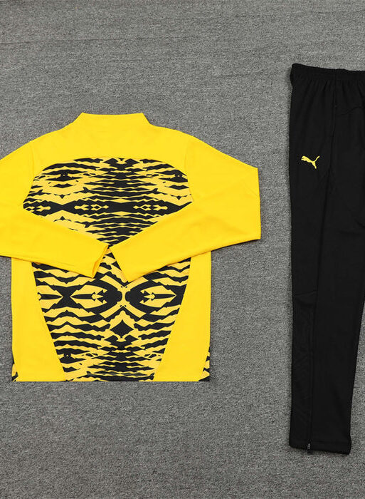 Borussia Dortmund Black and Yellow Tracksuit