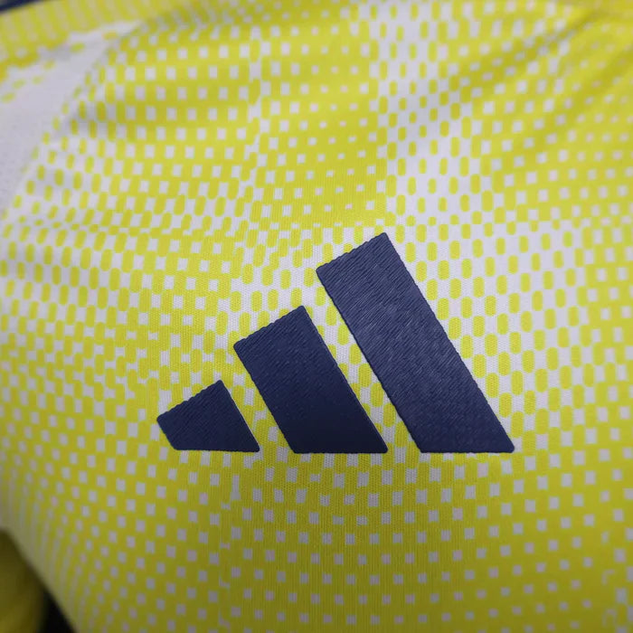Juventus 2024/2025 Away Kit - Image 3