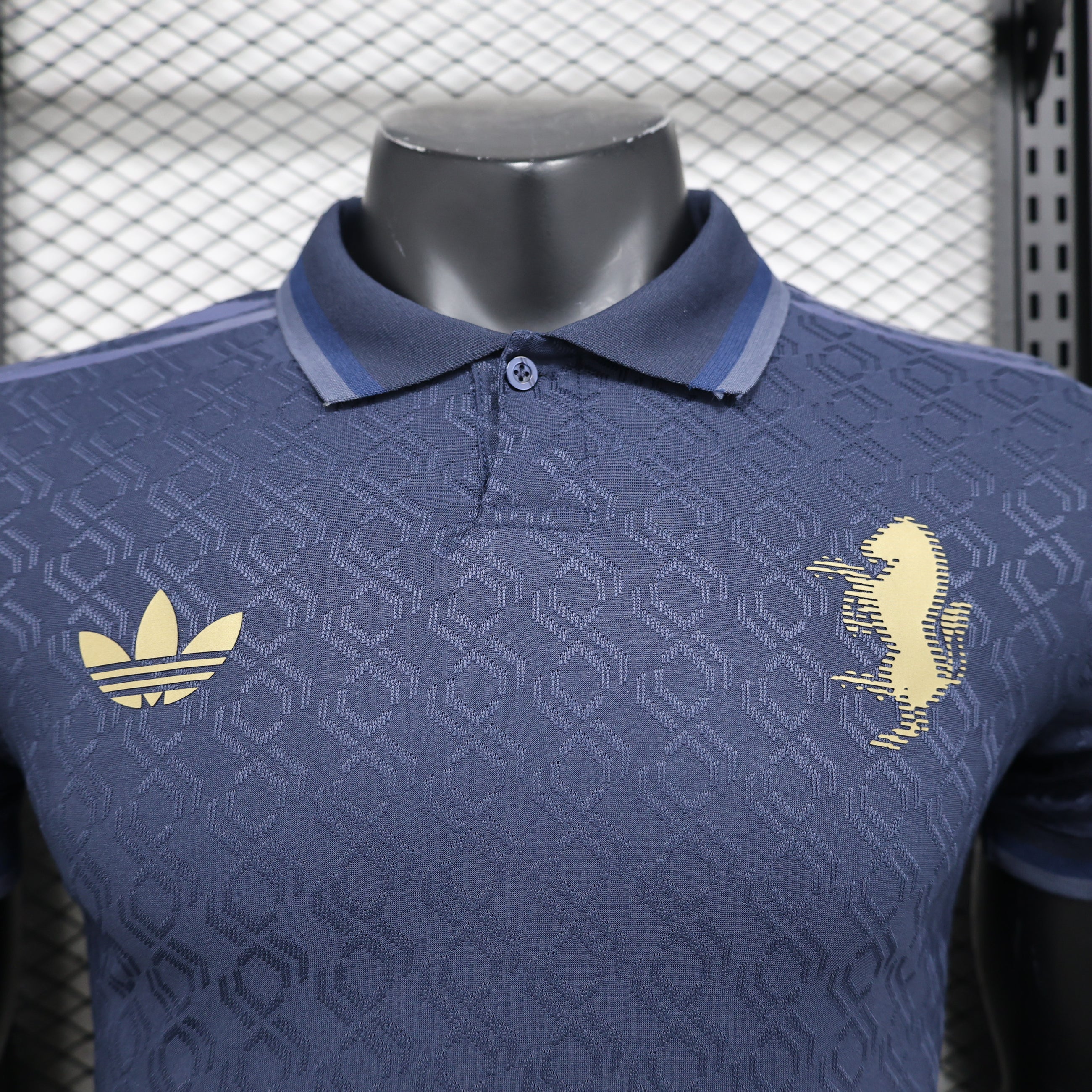 Juventus 2024/2025 Third Kit - Image 2