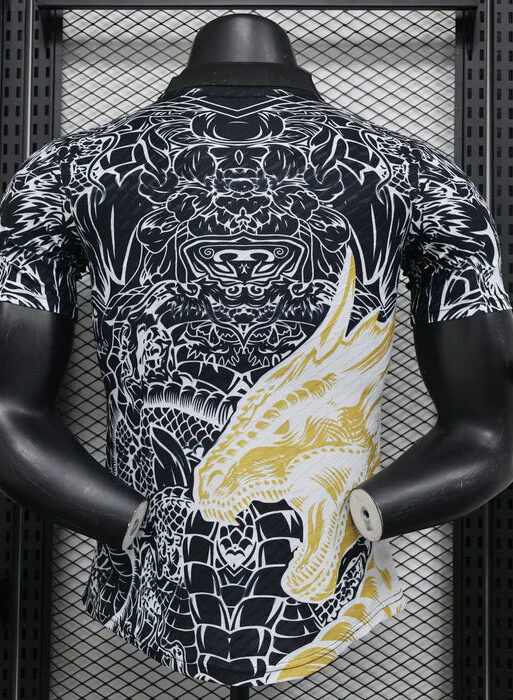Real Madrid "Golden Beast" Limited Jersey