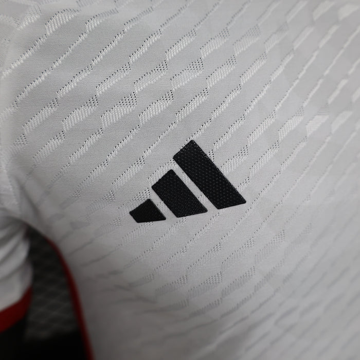 Flamengo 2024/2025 Away Kit - Image 3