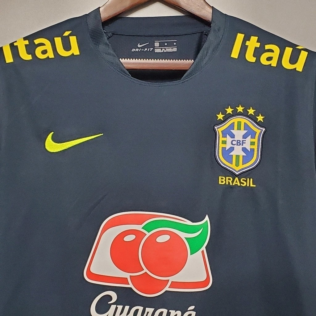 Brazil 2021-2022 Training Kit - Image 2