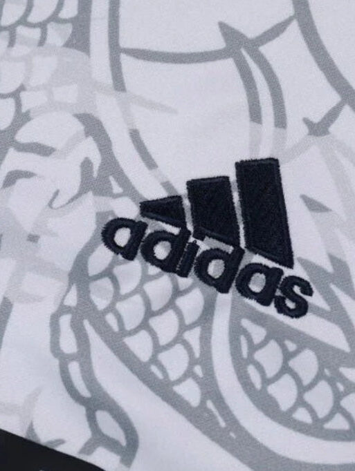 Real Madrid "Dragón Blanco" ´Tracksuit