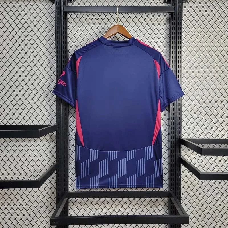 2024-2025 Nottingham Forest Away Kit - Image 1