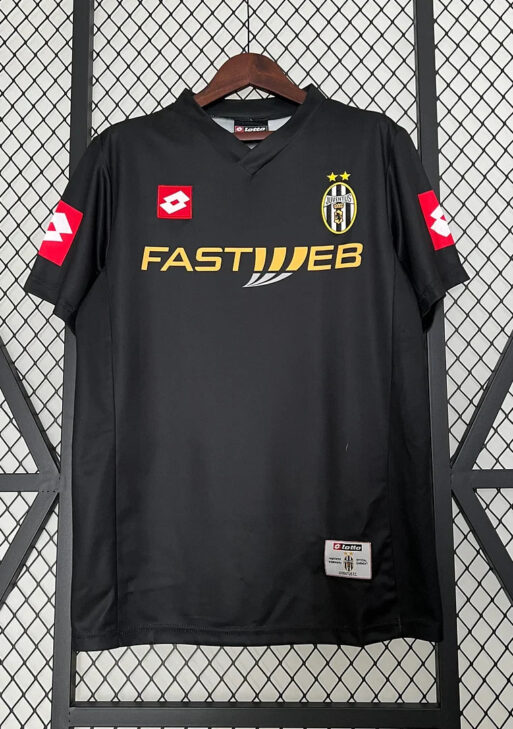 2001-2002 Retro Juventus Away Jersey
