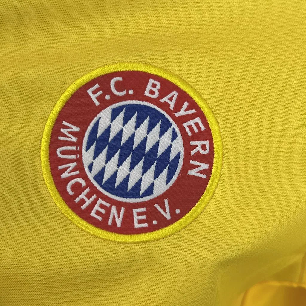 1993-1995 Retro Bayern Munchen Away Jersey - Image 3