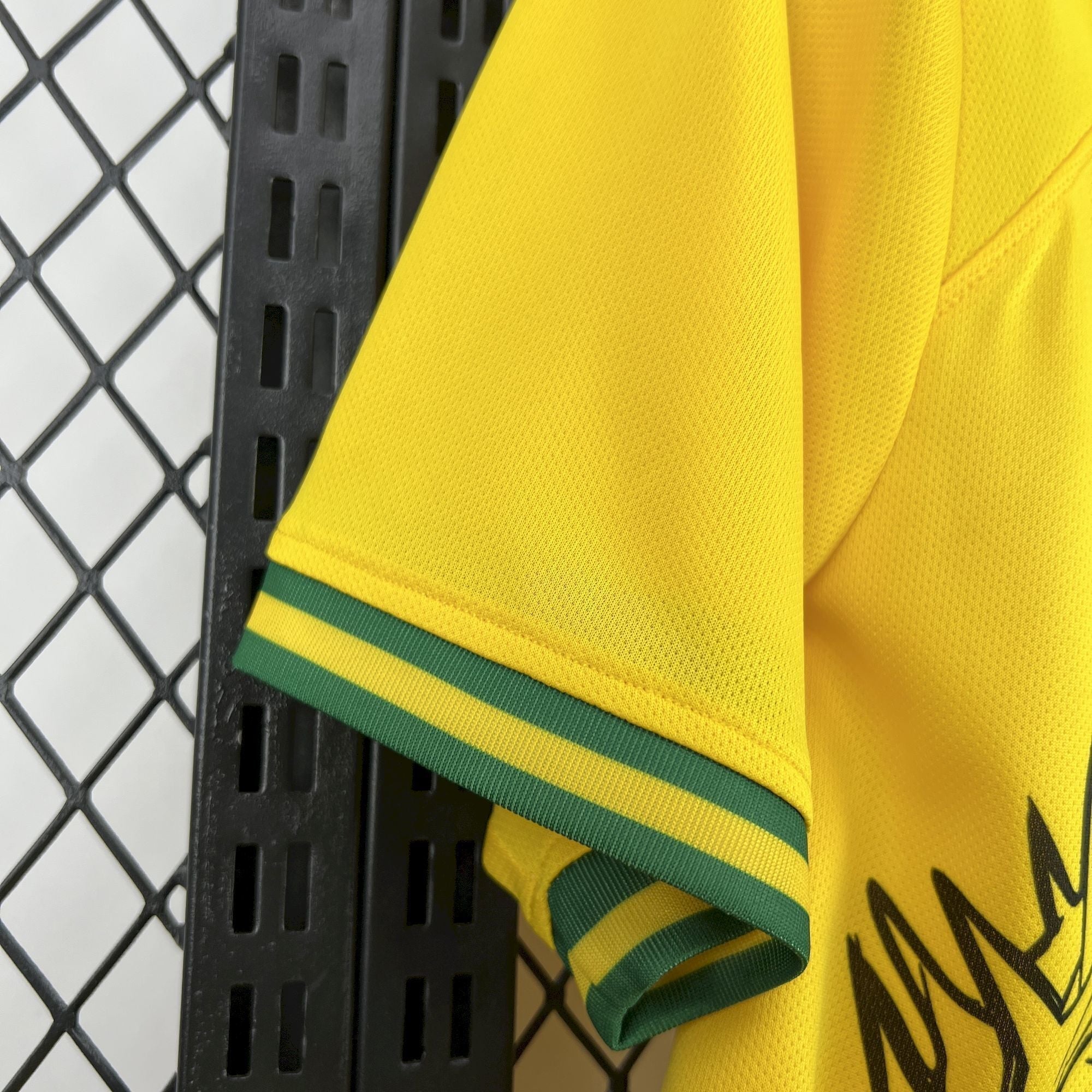 Brazil “Cristo Canarinho” Limited Jersey - Image 5
