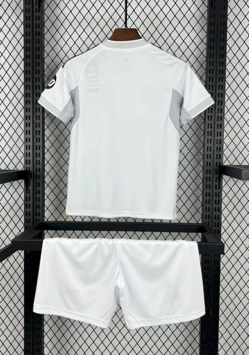2025/2026 Real Madrid Home Kit Kids Size
