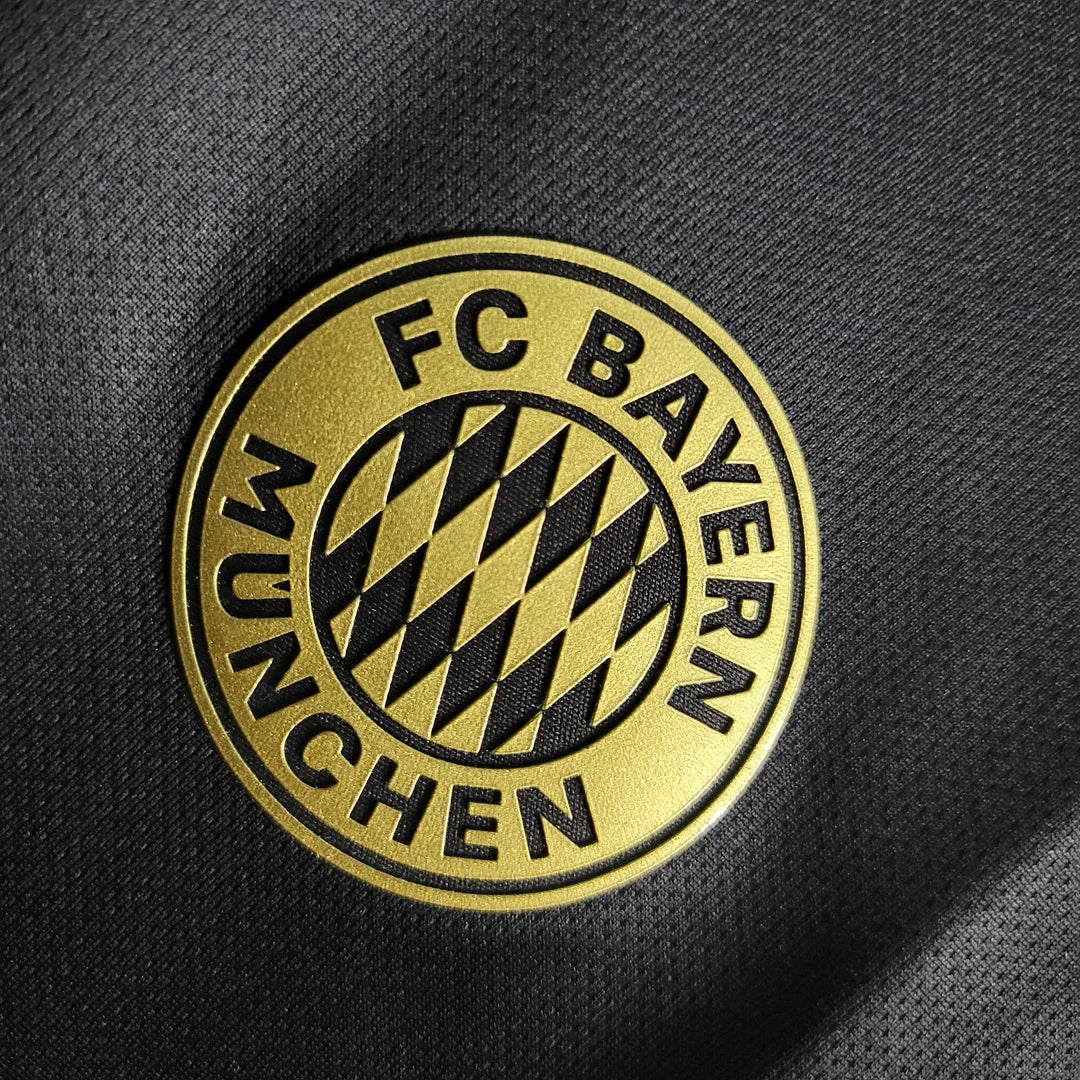 2021/2022 Retro Bayern Munchen Away Jersey - Image 3