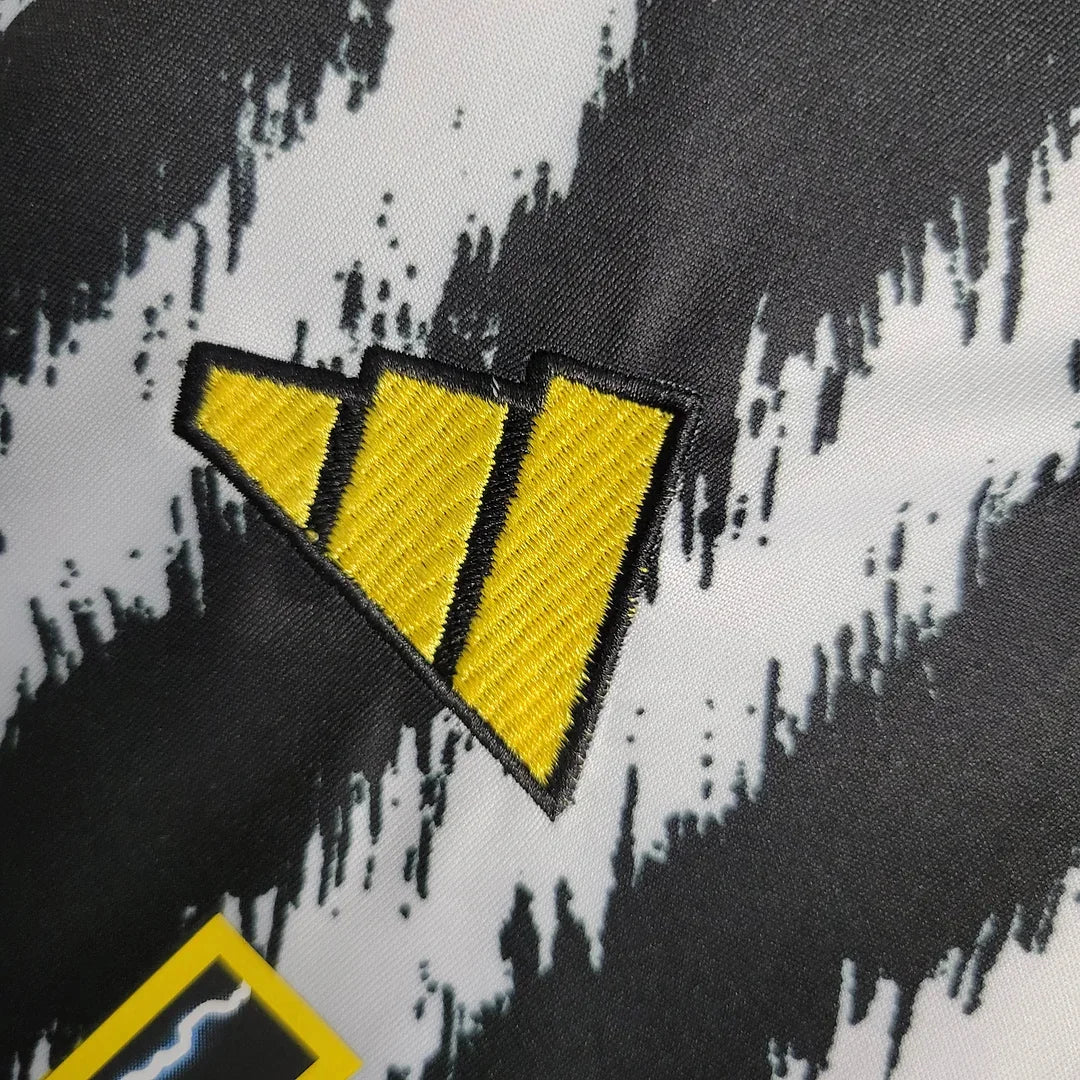 2023/2024 Juventus Home Kids Size - Image 3