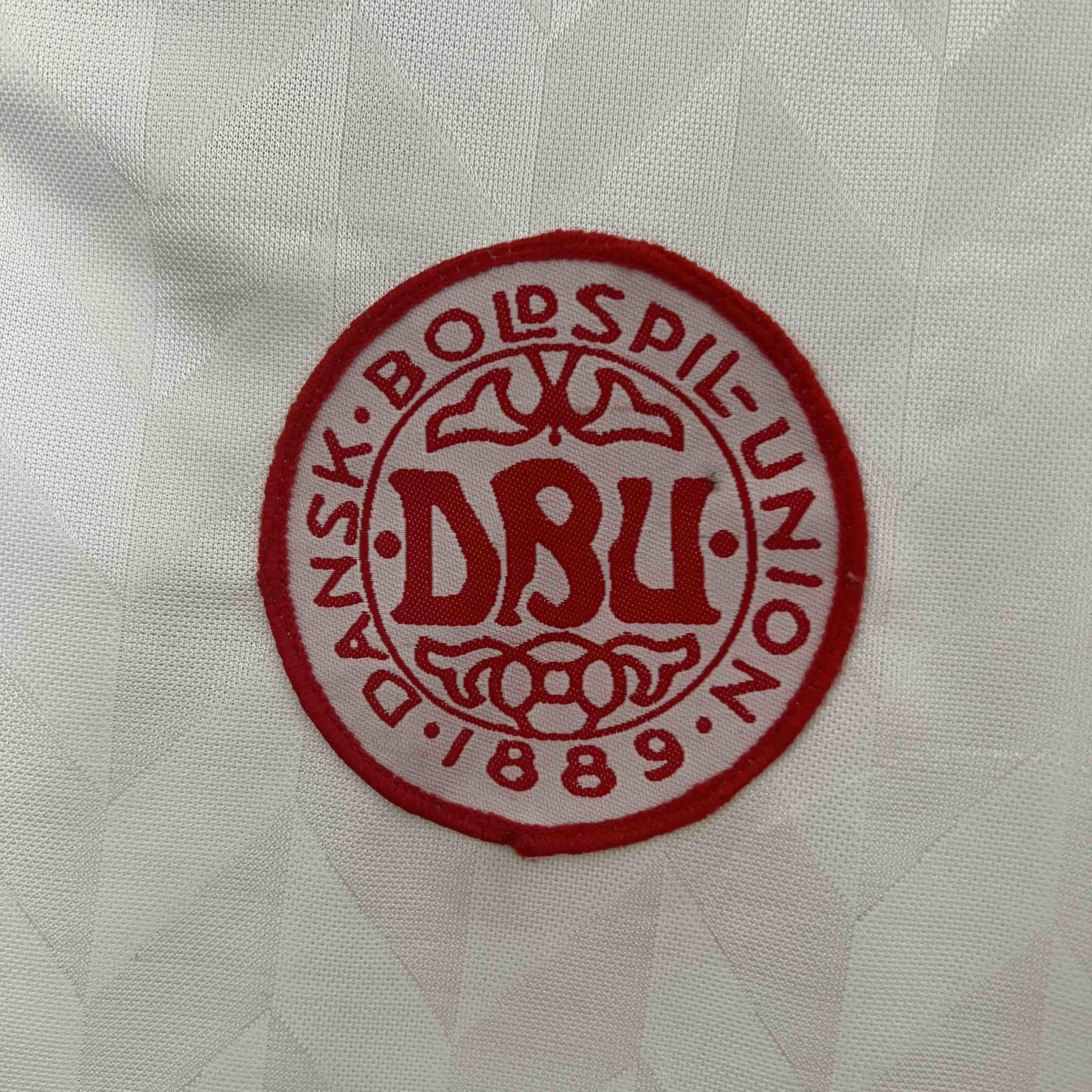 1988 Retro Denmark Away Jersey - Image 4