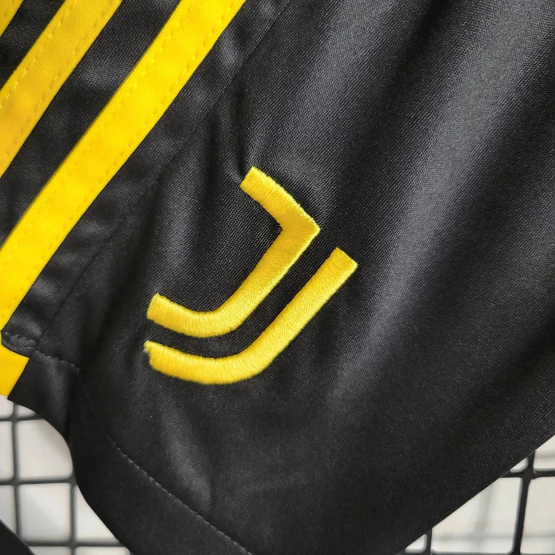 2023/2024 Juventus Home Kids Size - Image 8