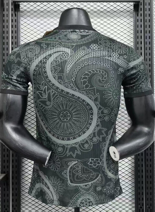 Barcelona "Noir Fleur" Limited Jersey