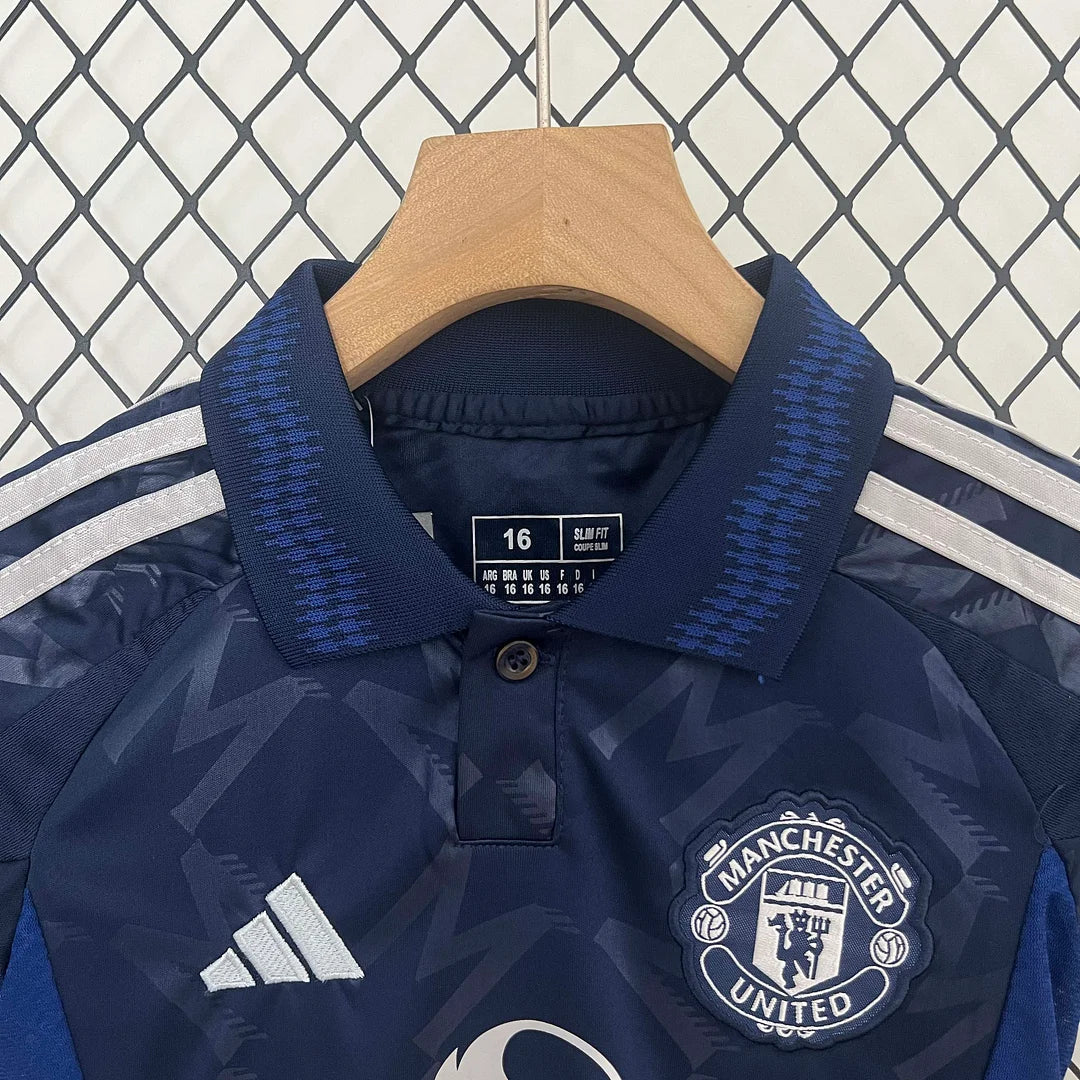 2024/2025 Manchester United Away Jersey - Image 2